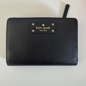 kate spade bifold wallet